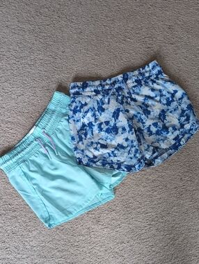 ⭐2/$20 Girls' Aqua Solid and Blue Tie-Dye Athletic Shorts Set